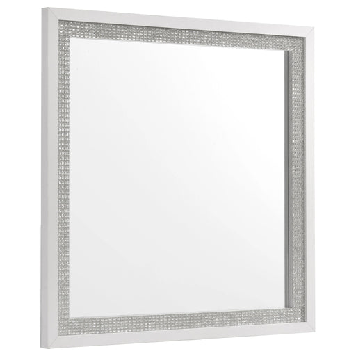 Viana Mirror