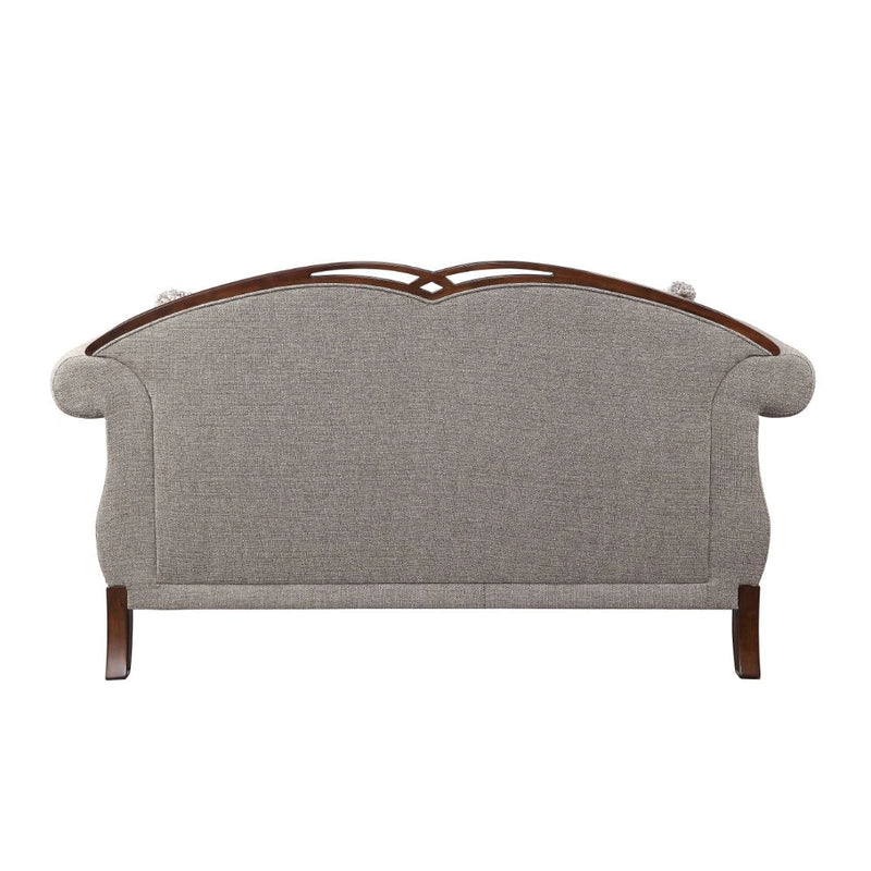 Loveseat w/3 Pillows