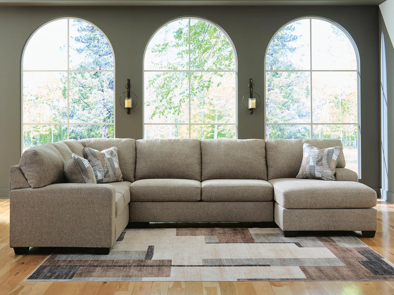 Seccional con chaise Newellen Sleeper