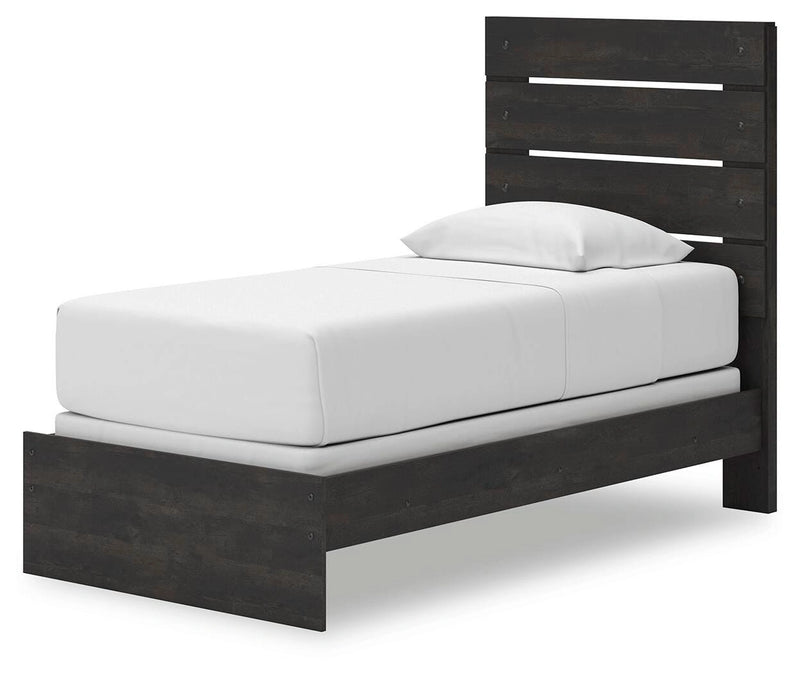 Cama Hollivern
