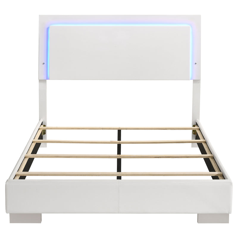 Cama Felicity con panel e iluminación LED