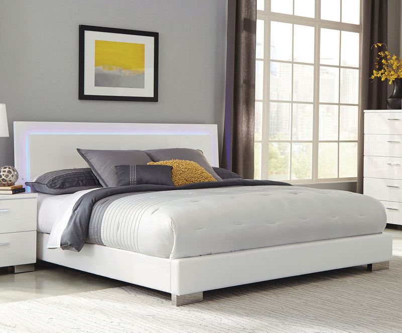 Cama Felicity con panel e iluminación LED
