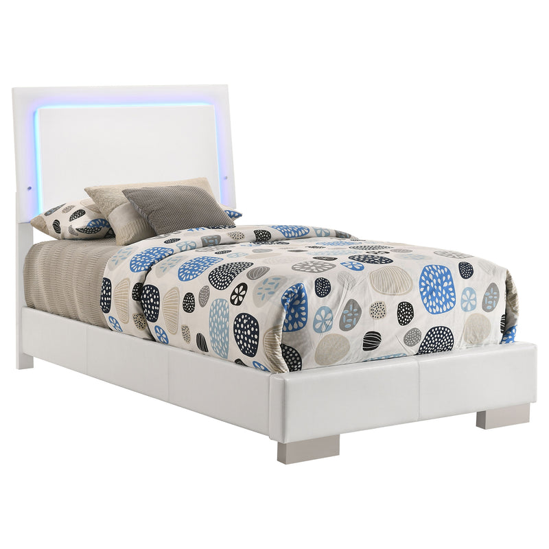 Cama Felicity con panel e iluminación LED