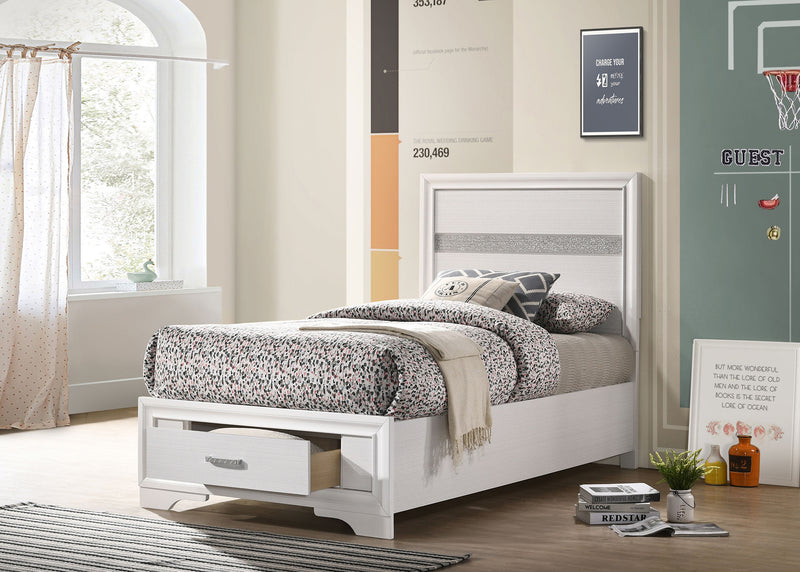 Cama con plataforma y almacenamiento Miranda Panel
