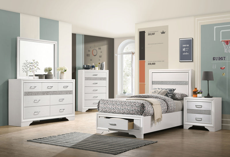 Cama con plataforma y almacenamiento Miranda Panel