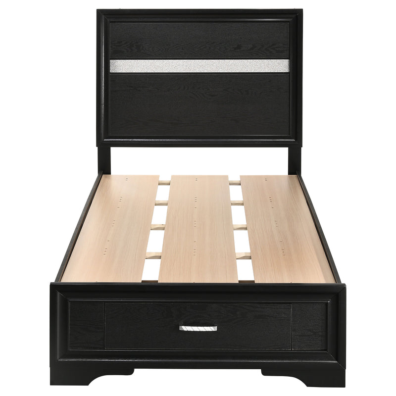 Cama con plataforma y almacenamiento Miranda Panel