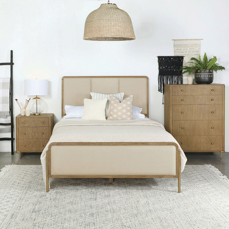 Cama con paneles Arini