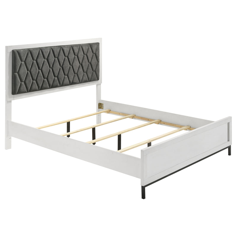 Cama con paneles Sonora