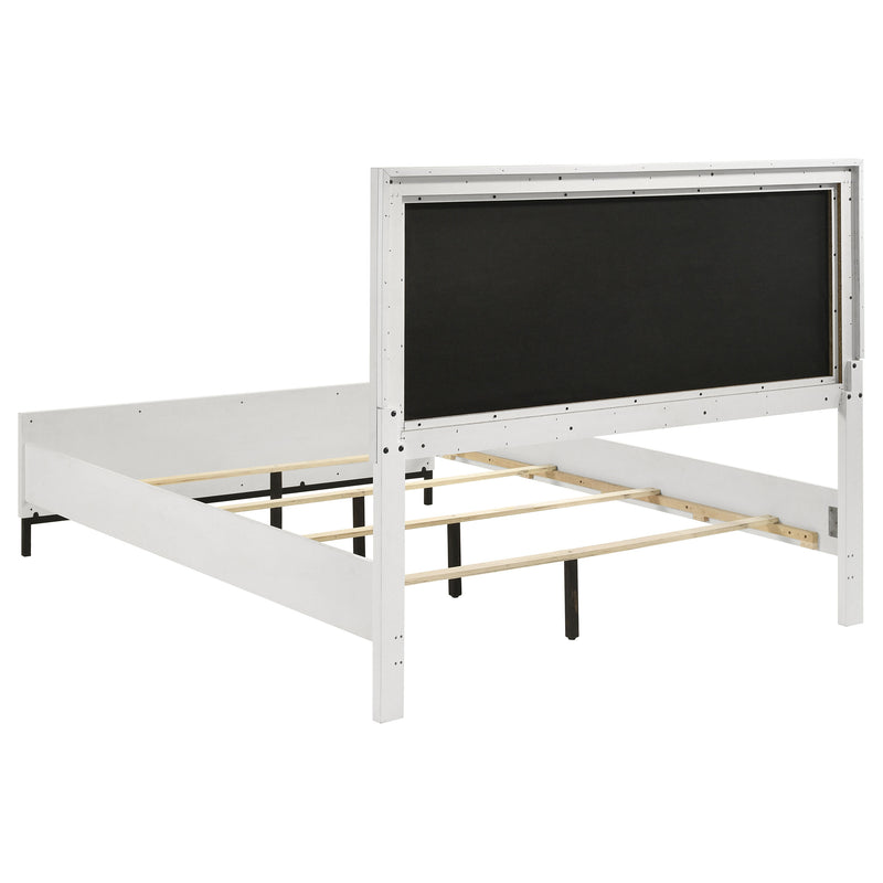 Cama con paneles Sonora