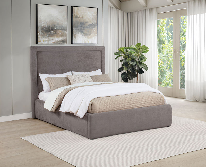 Cama con plataforma Lawson Panel