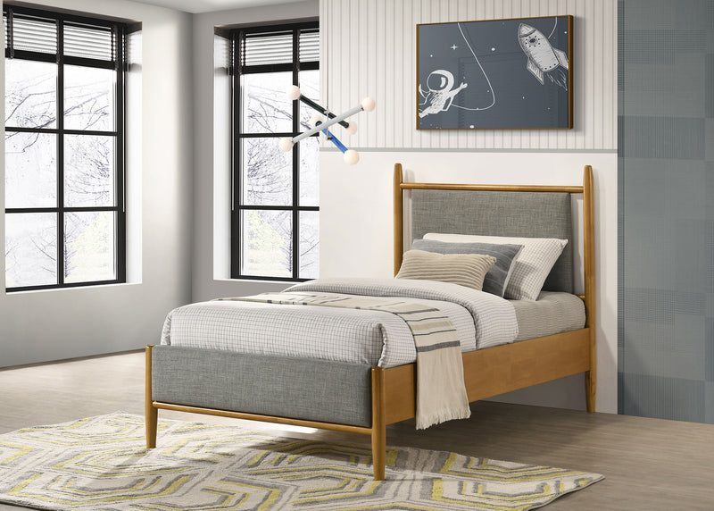 Cama con Plataforma Mason Panel