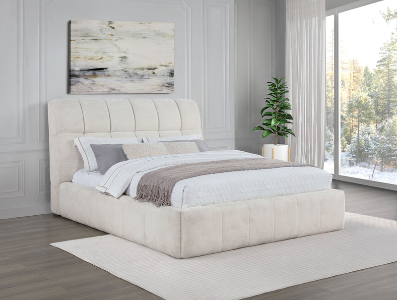 Cama de plataforma Nollet Panel