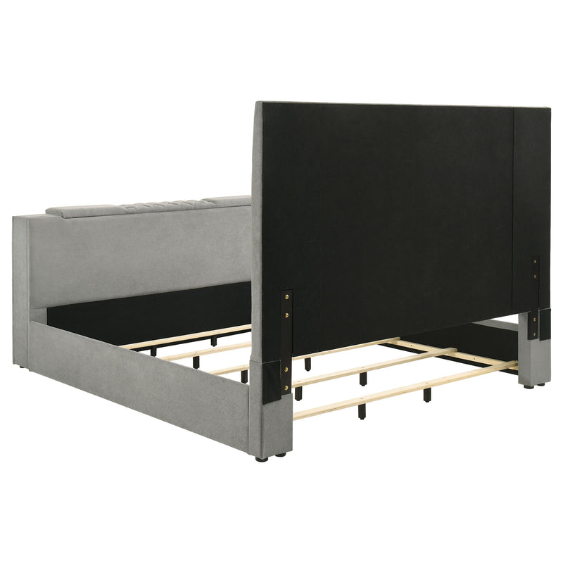 Cama con TV de panel Tara