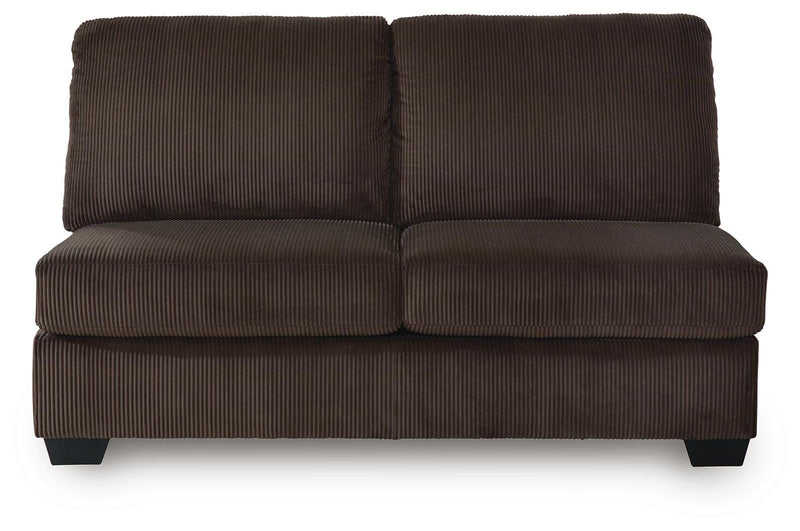 Sofá esquinero Kimlee con chaise longue