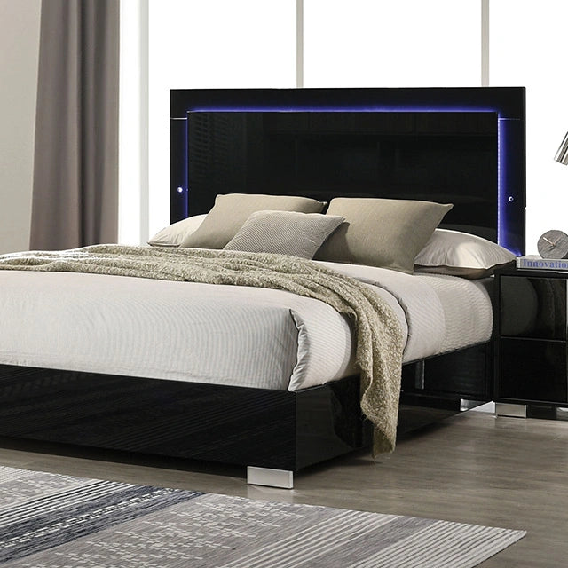 Cama extragrande Sinistra en blanco, negro y beige