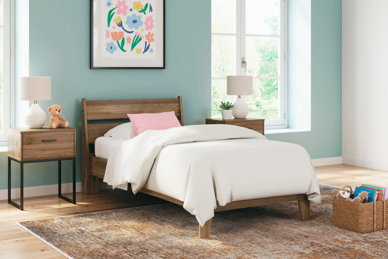 Cama Deanlow