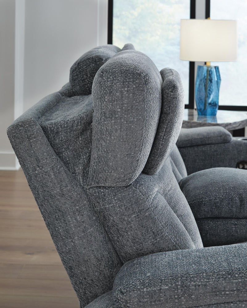 Sofá reclinable Studio Cave Power con consola