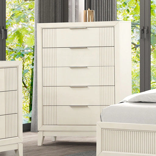 Isadore Chest