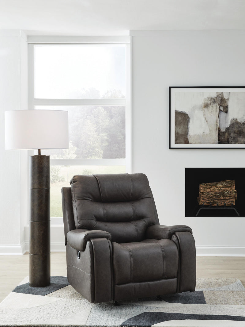 Reclinable Femley