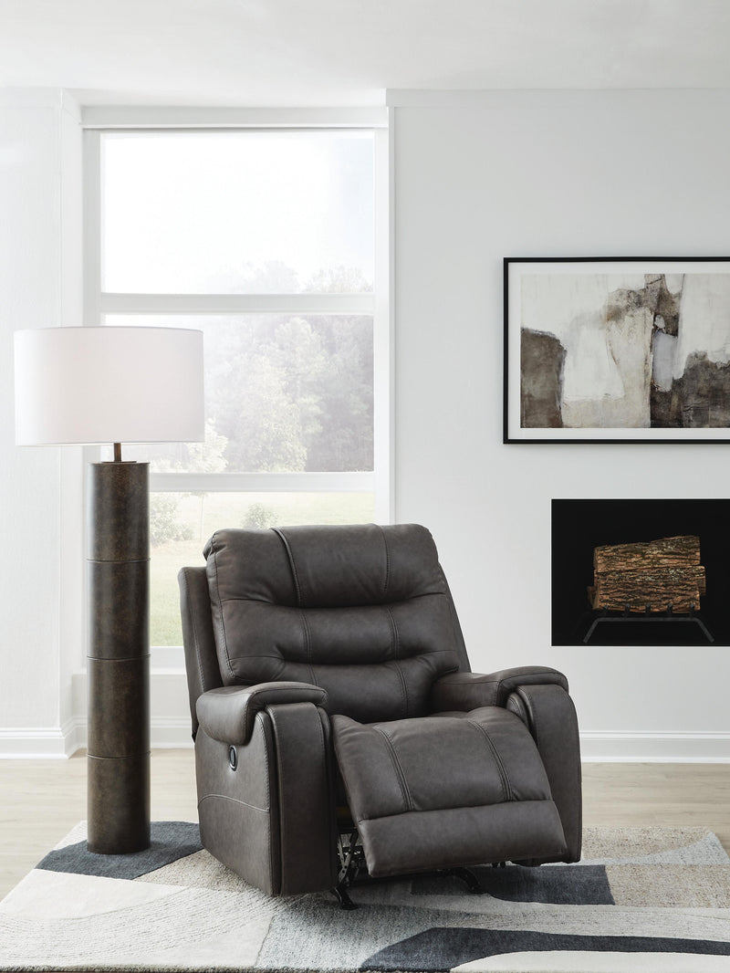 Reclinable Femley