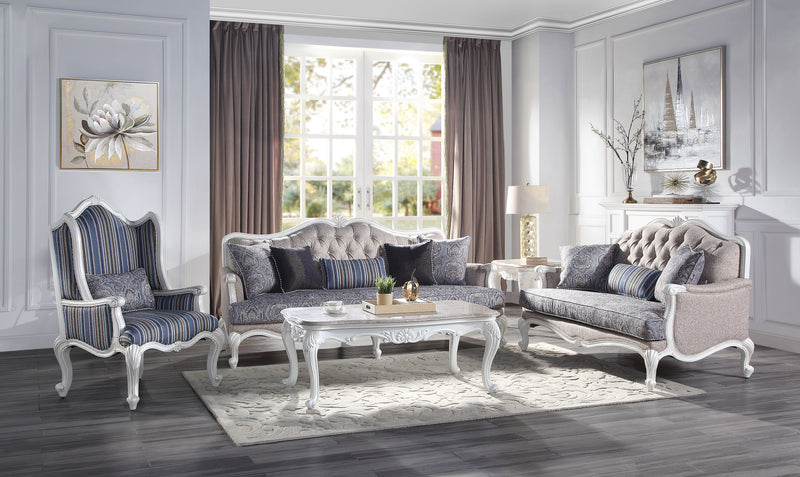 Loveseat w/3 Pillows