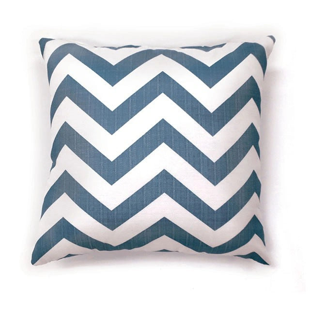 Almohada ZOE de 18" x 18", Chevron Azul (2/CTN)