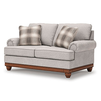 كنبة كليربروك ليليانفيا (Clearbrooke Loveseat)