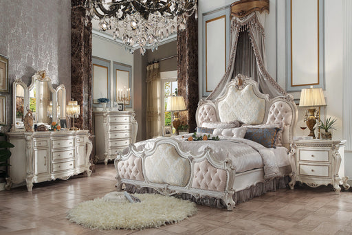 Cama California King Picardy Fabric & Antique Pearl