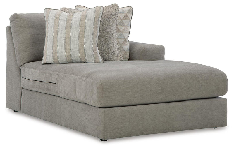 Sofá seccional Avaliyah con chaise longue