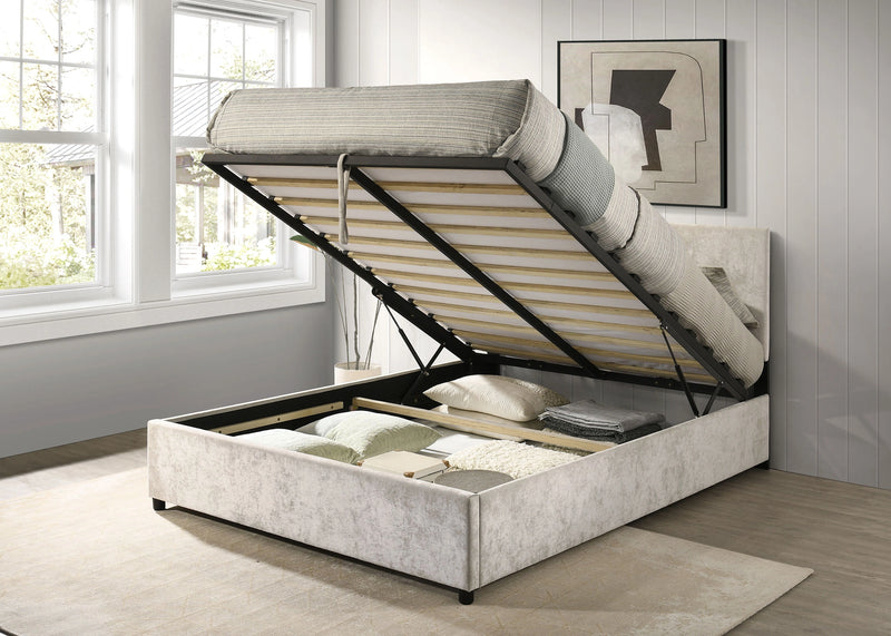 Reeves Queen Bed