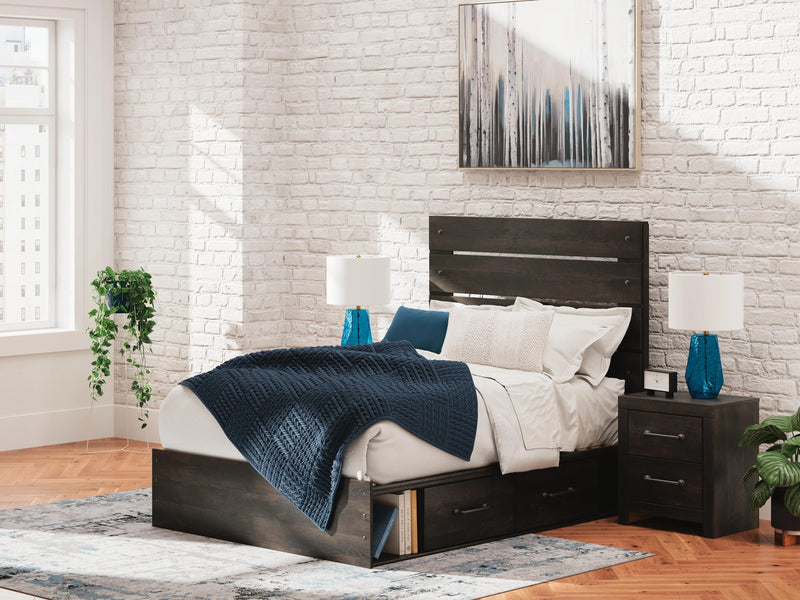 Cama Hollivern