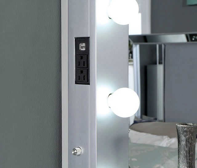 مرآة بيلادونا مع USB، طاقة، إضاءة، فضي