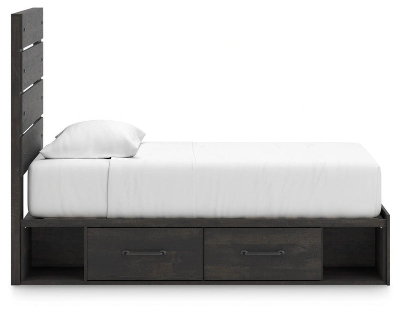 Cama Hollivern