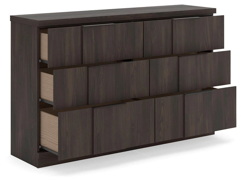Shaehartin Dresser