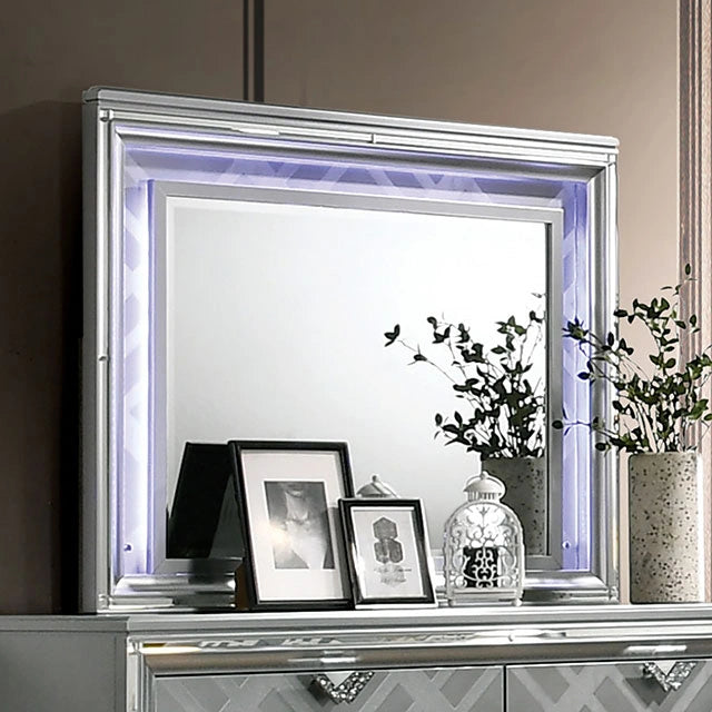 مرآة EMMELINE بإضاءة LED