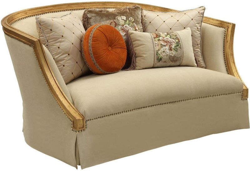 كنبة Acme Furniture Daesha من الفانيلا البيج والذهبي العتيق 50836