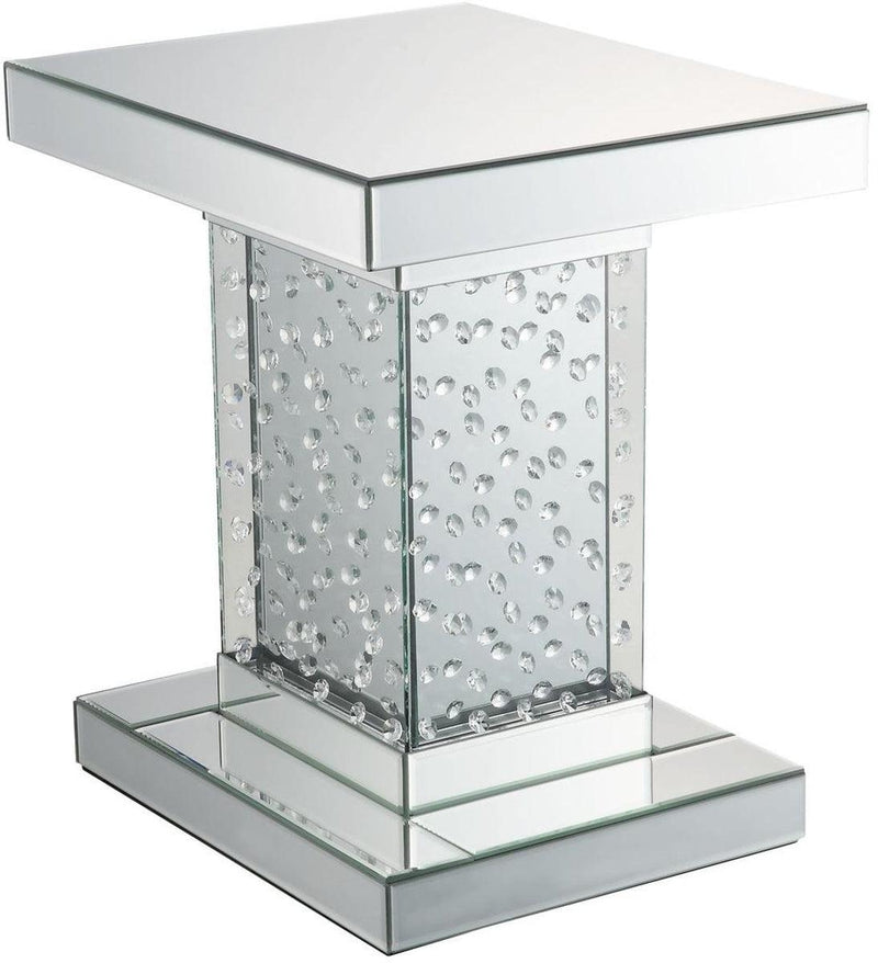 Mesa auxiliar Nysa de Acme Furniture en espejos y cristales de imitación 80284