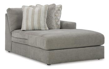 Sofá seccional Avaliyah con chaise longue