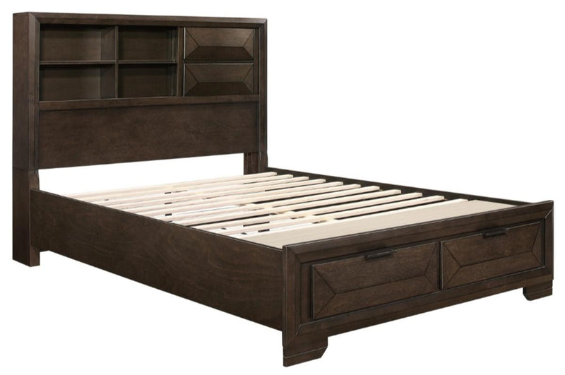 Cama con cabecera y espacio de almacenaje en la piecera Chesky Queen en tono Espresso Cálido 1753-1