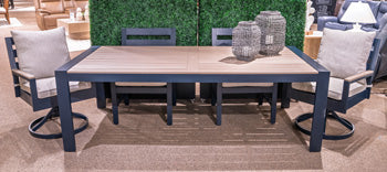 Mesa de comedor de exterior East Beach