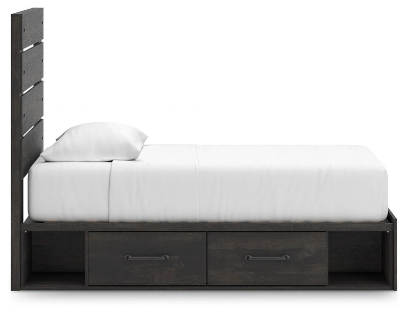 Cama Hollivern