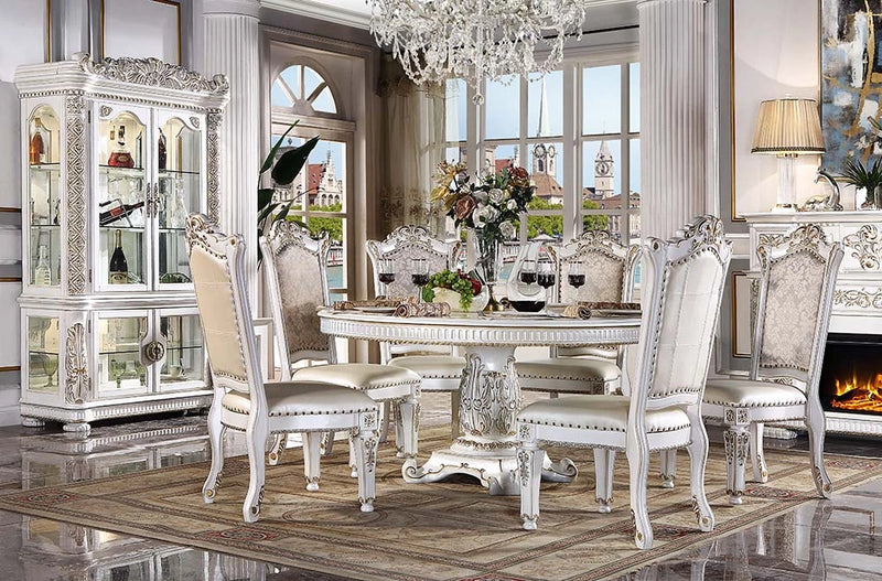 Round Dining Table w/Pedestal Base