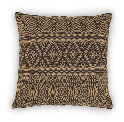 Davinwood Pillow