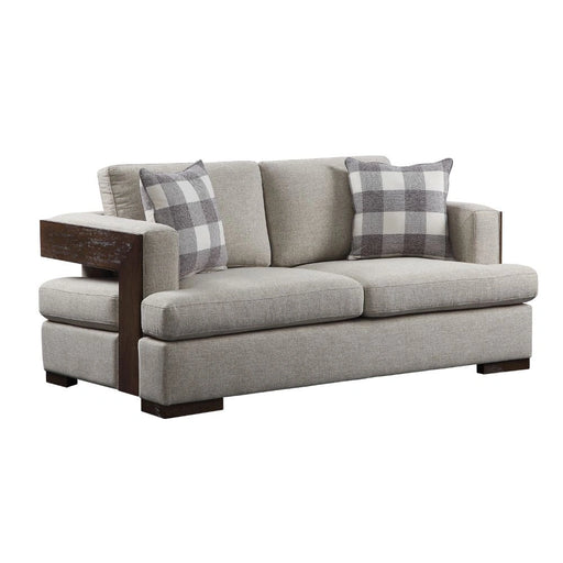Loveseat w/2 Pillows
