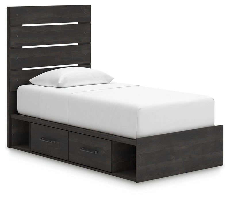 Cama Hollivern