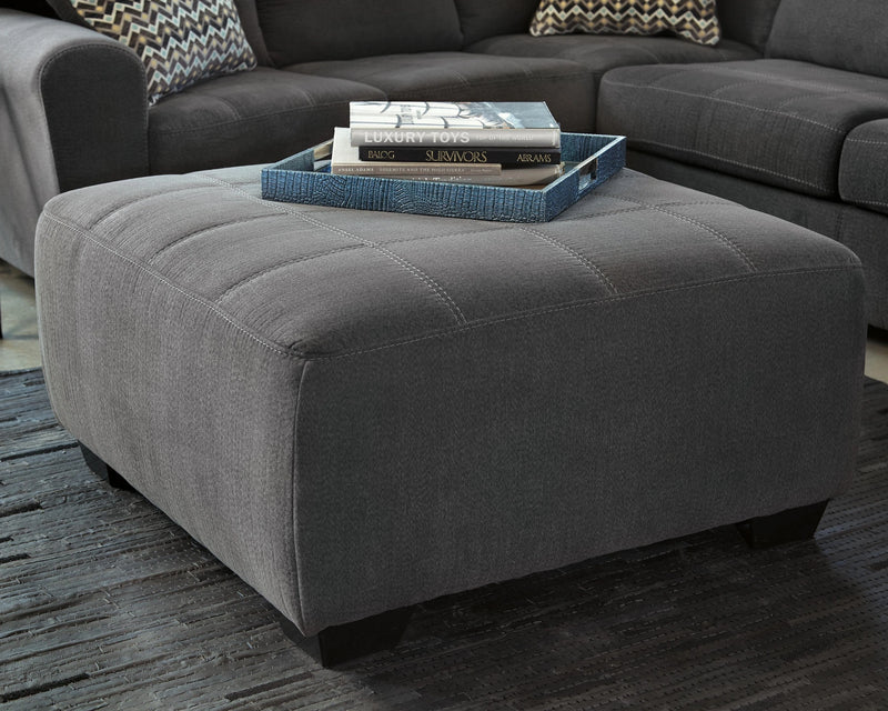 Puf de acento oversize Ambee