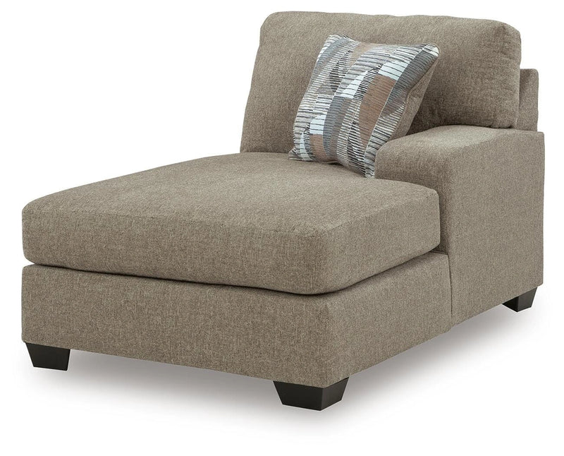 Seccional con chaise Newellen Sleeper