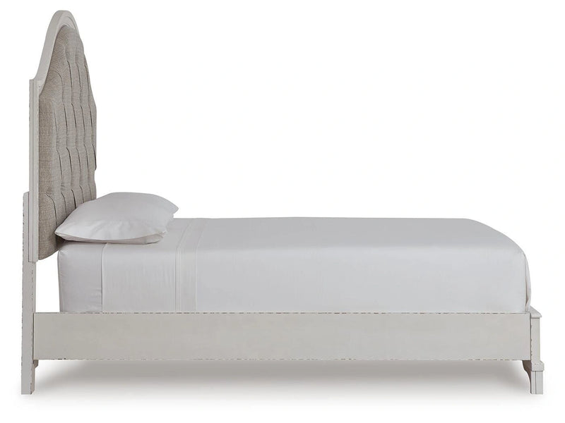 Cama tapizada tamaño queen Blendon