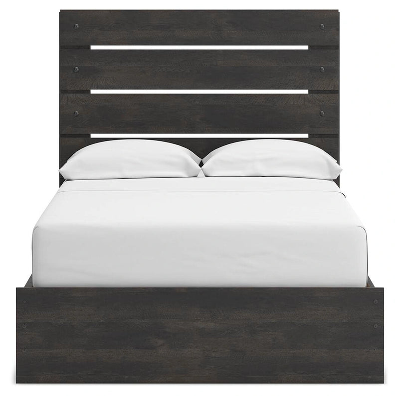 Cama Hollivern