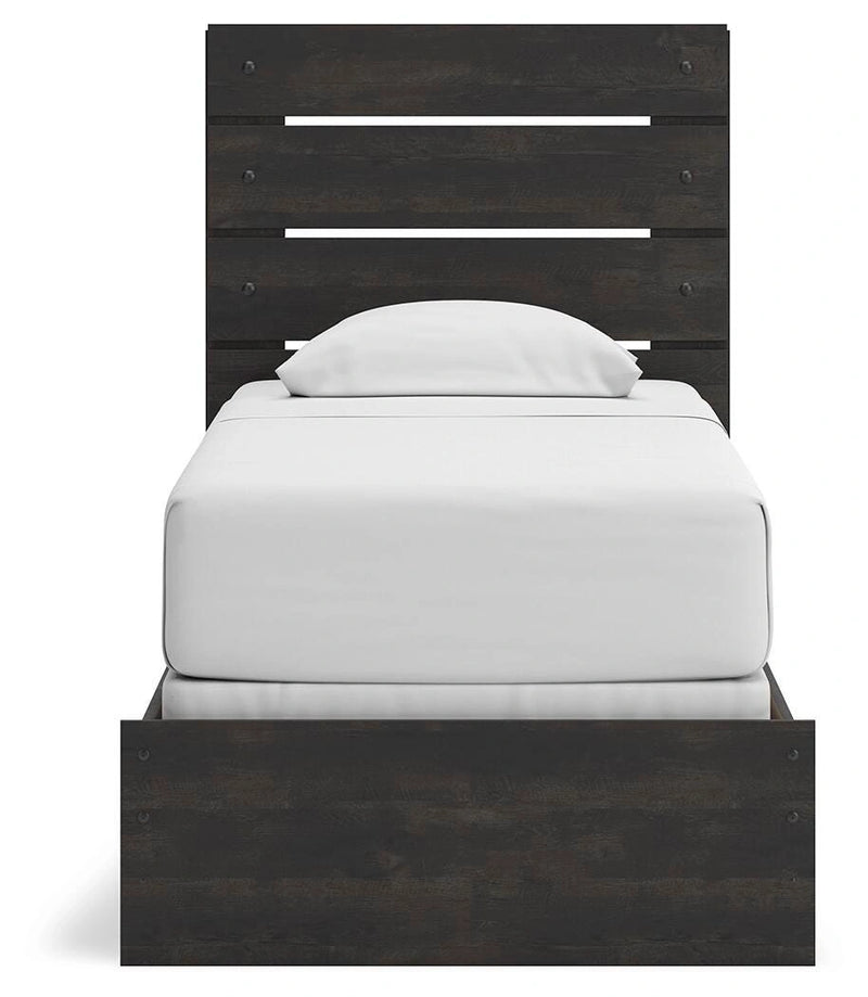 Cama Hollivern